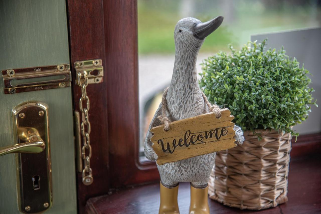 أكاريكيل Innes House Bed & Breakfast المظهر الخارجي الصورة